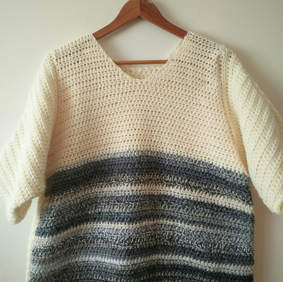 Hand Knit Short Sleeve Cream & Grey Blue Stripped Tunic Sweater - Picture 6 of 13
